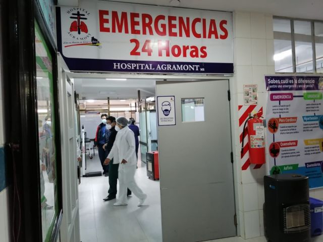 Una mujer en El Alto termina en terapia intensiva tras sufrir de hipertensión y atorarse con un bolo de coca