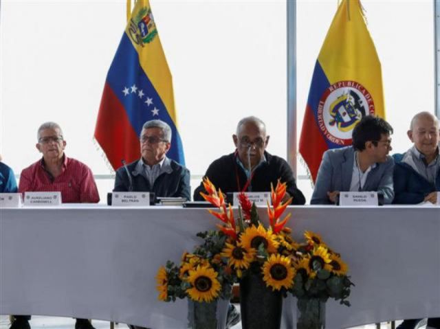 Colombia: Proponen a campesinos ser parte del diálogo de paz