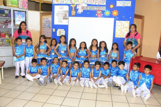 Danza Árabe con la directora Zaida y la profesora Griselda