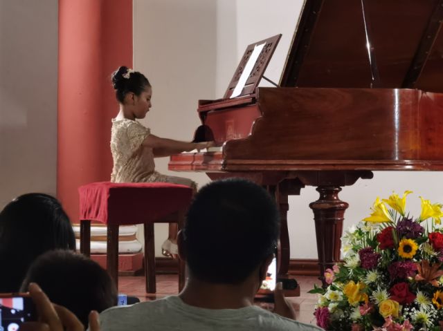 El primer recital de Sarah
