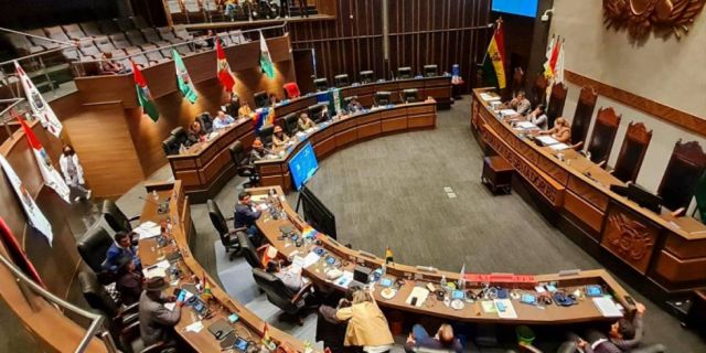 Senado aprueba dispensación de trámite para el análisis del proyecto de ley del PGE 2023