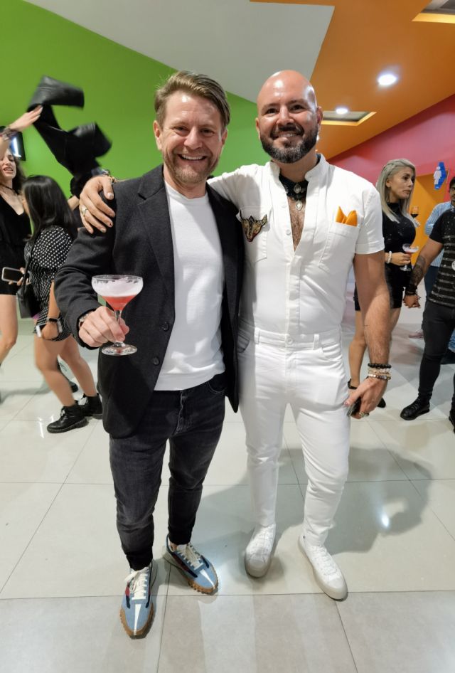 El productor Pedro Pablo Escobar y el cineasta Rodrigo Bellott
