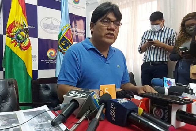 Diputado del MAS ratifica denuncia contra Henry Nina y lo acusa de ‘dañar’ la gestión de Arce