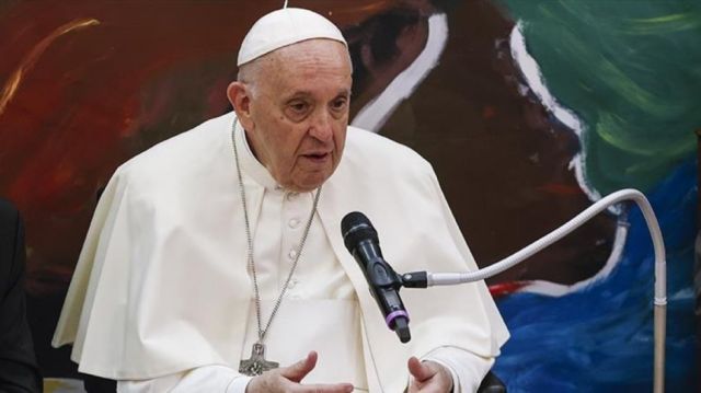 El mundo está hambriento de paz, dice el Papa Francisco en un mensaje de Navidad