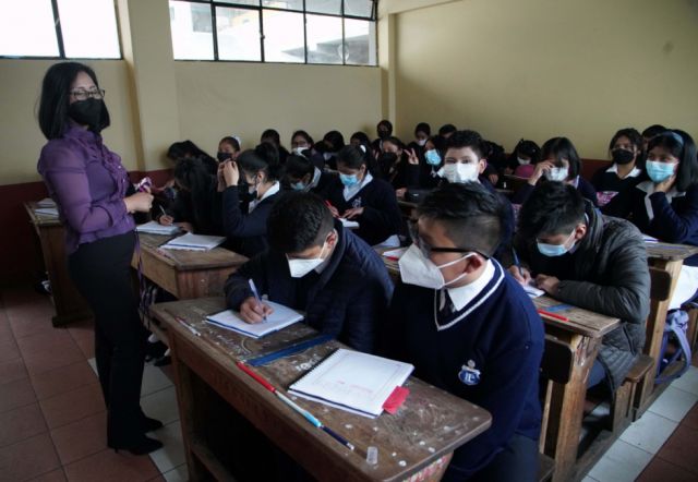 La malla curricular: Contenidos enfrentan al Gobierno y los maestros