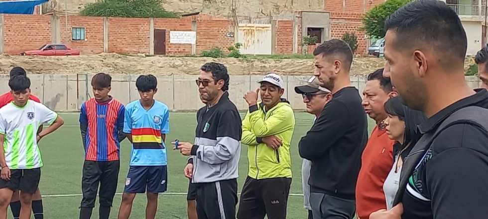 La actualidad del mercado de pases de Tomayapo en la voz de Richard Rojas