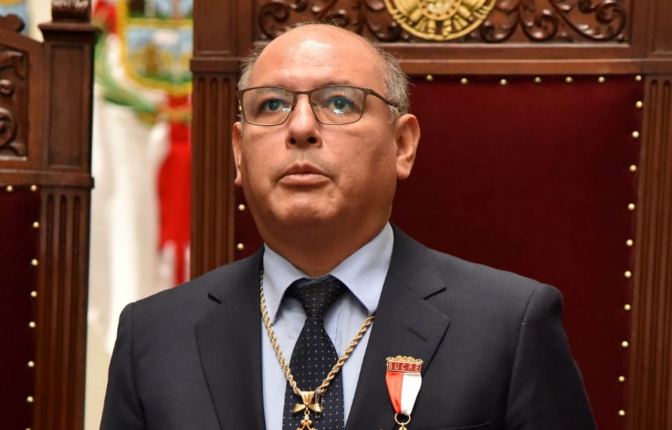 El presidente del TSJ pide a los jueces no someterse al poder, que asuman ese riesgo o den un paso al costado