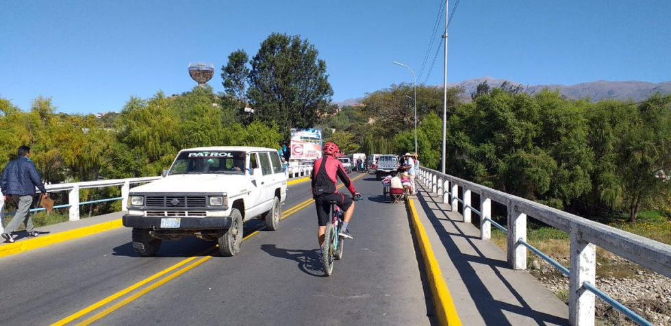 Tarija: La Alcaldía habilita el tránsito vehicular en el Puente San Martín 