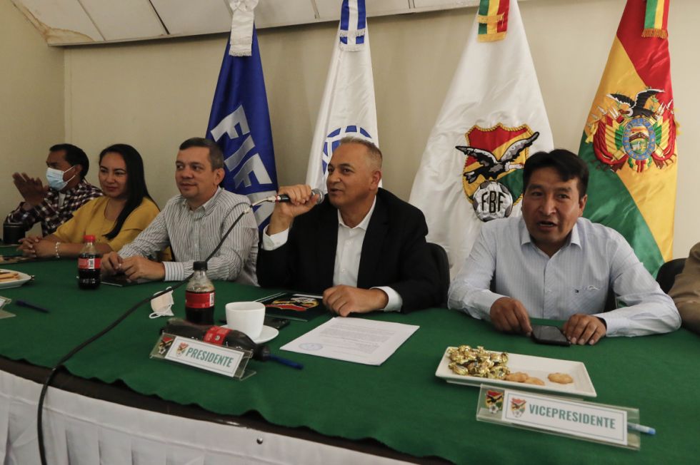 Así serán los premios y castigos en el fútbol boliviano 