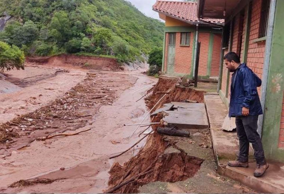 O´Connor: A casi un año del aluvión, falta reparar daños 