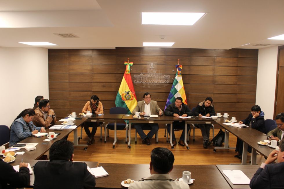 Agendan selección de postulantes para las elecciones judiciales