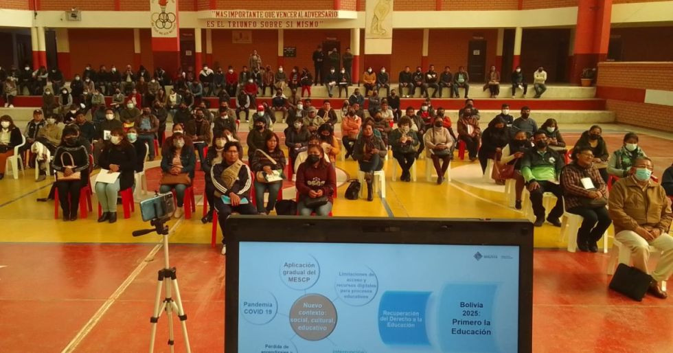 Educación insta al magisterio a dialogar