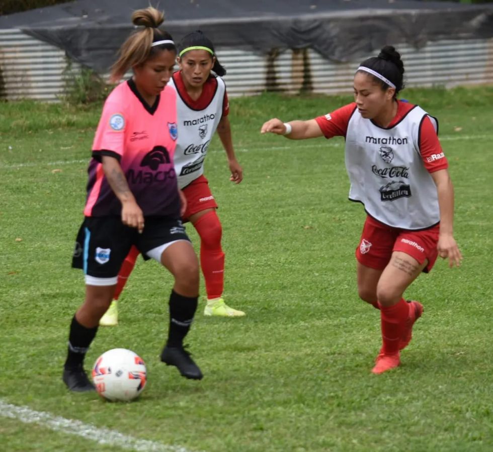 Selección femenina empata con Gimnasia y Esgrima de Jujuy