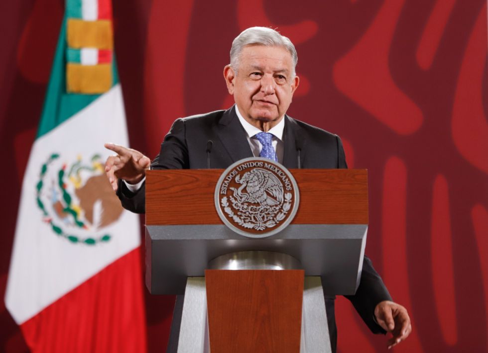 AMLO: tribunal decidirá si Felipe Calderón va a juicio