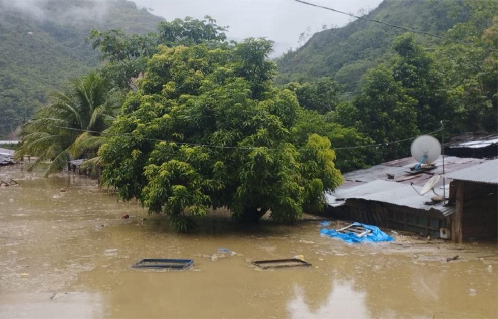 Inundación y destrozos en norte de La Paz por desborde de río Tipuani
