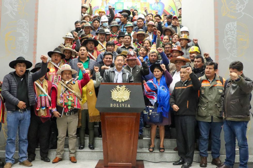 Evo: dirigentes del Pacto de Unidad cuotearon con Añez; hoy están "pegados como garrapata al Lucho"
