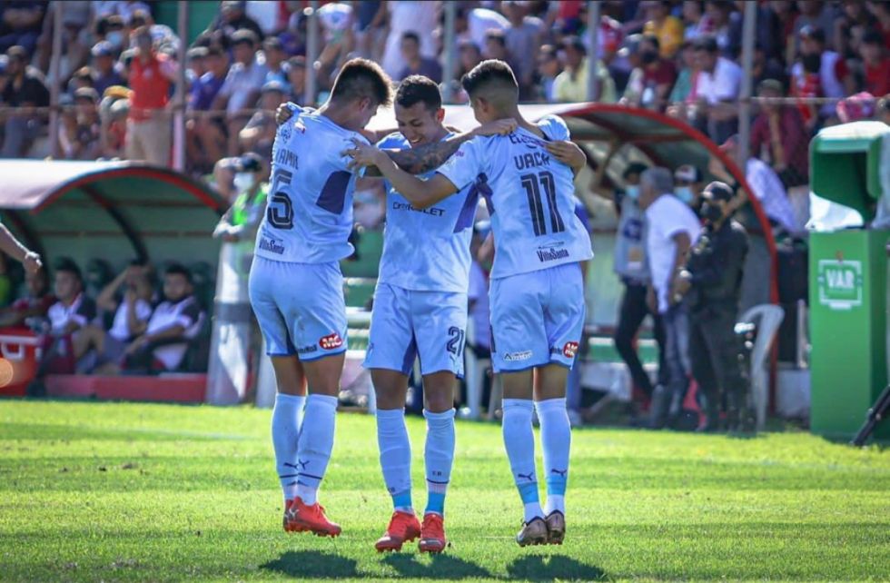 Bolívar comienza el torneo con “efectividad” frente a Guabirá