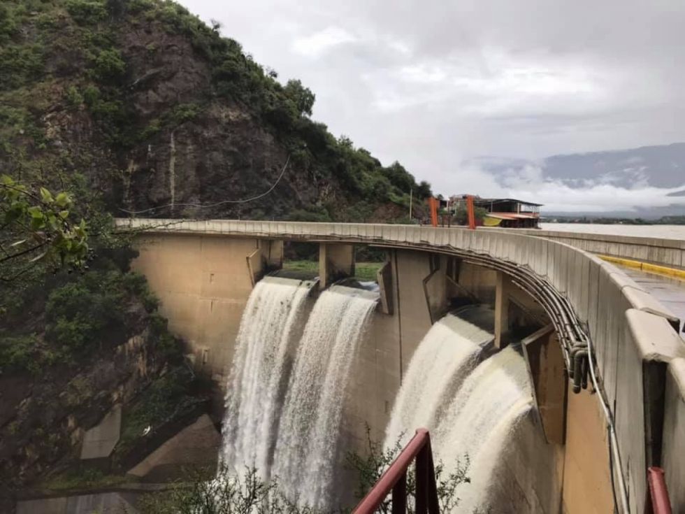 San Jacinto: Evalúan contrato con ENDE para optimizar uso del agua