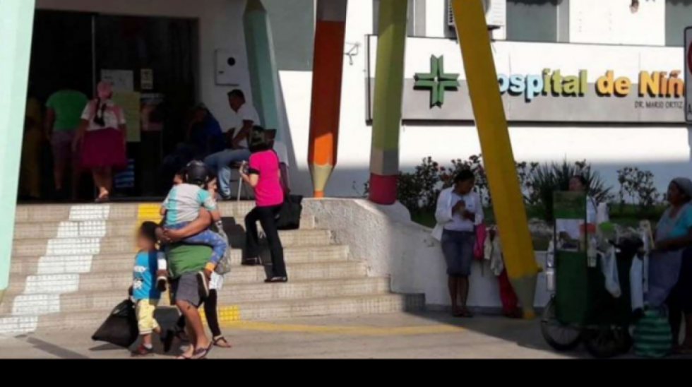 Santa Cruz: El dengue colapsa el Hospital de Niños, atienen a 19 menores en bancas y pasillos
