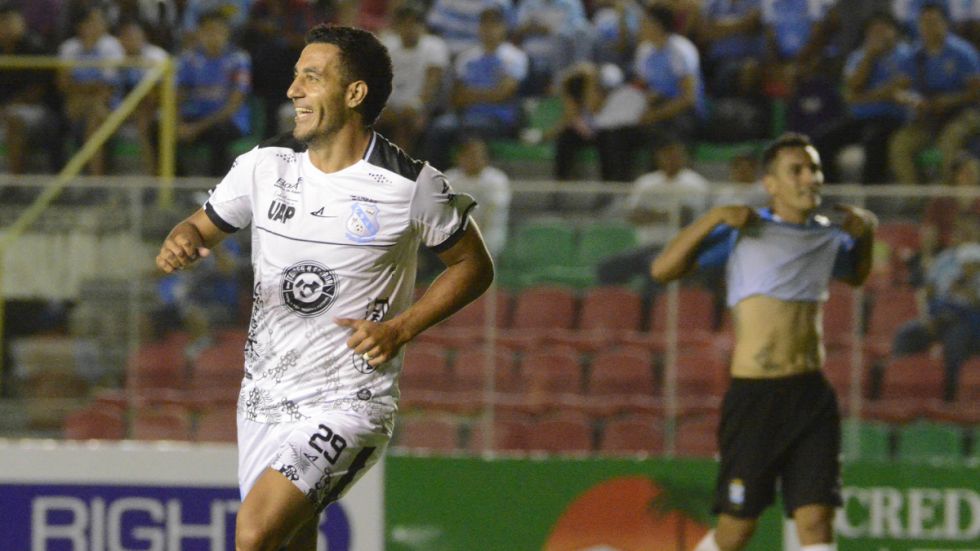 Vogliotti sigue vigente con un gol especial en su carrera (VIDEO)