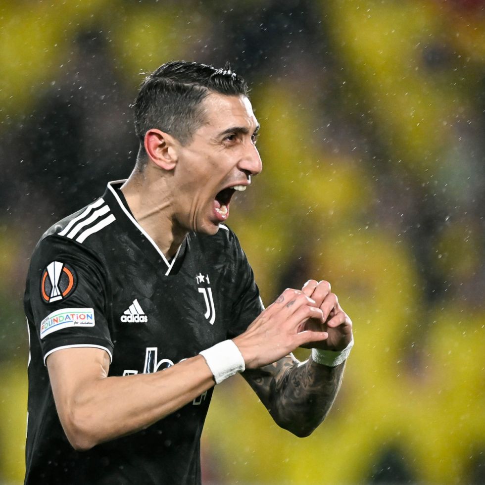 Golazo de Di María que está jugando en nivel Dios (video)