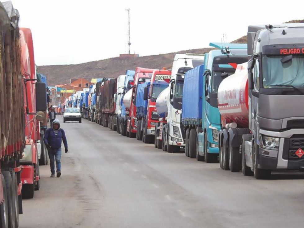 Transporte pesado habla de despidos