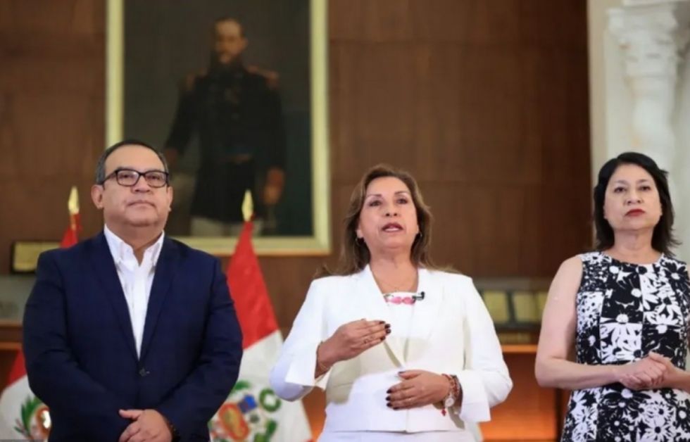 Perú retira a su embajador en México tras las declaraciones de López Obrador en contra de Boluarte
