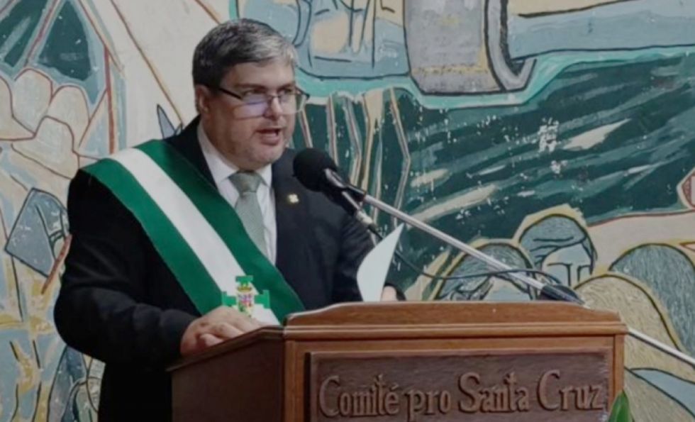 Larach instala política de diálogo: es nuestra responsabilidad priorizar soluciones antes que la presión