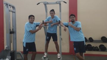 Sesión de gimnasio y estreno de indumentaria en la jornada para Ciclón 