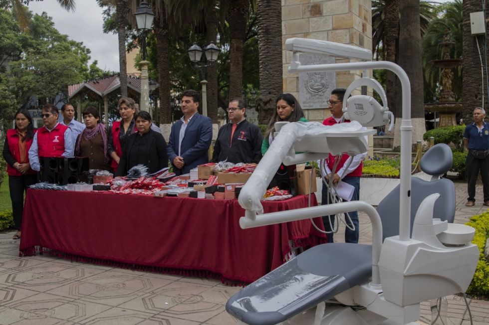 La Alcaldía entrega equipamiento a 58 centros de salud de Tarija