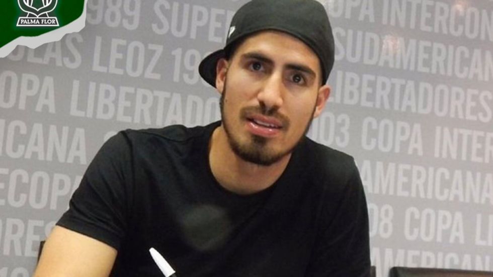 Benítez concreta su vínculo con Palmaflor