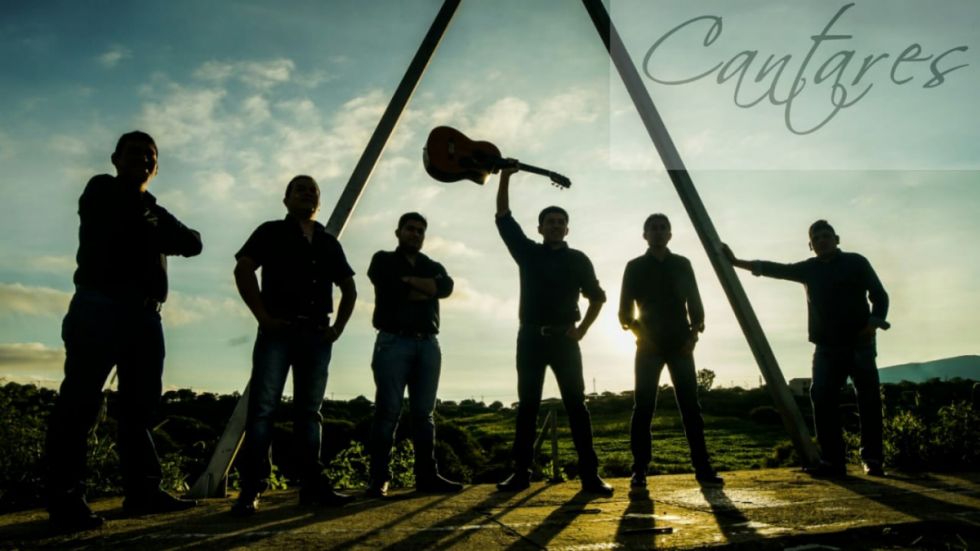 Grupo tarijeño Cantares