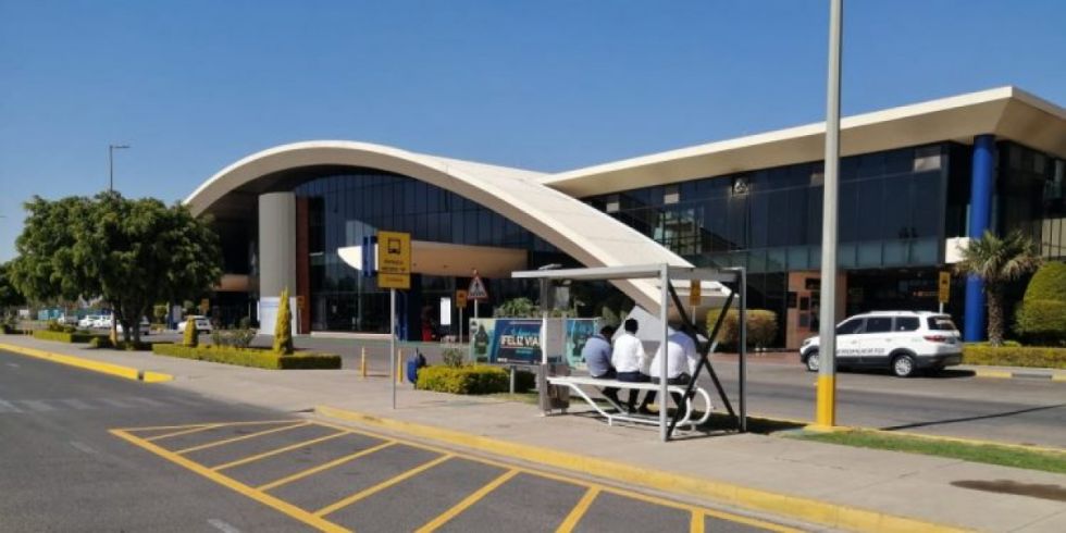 Aeropuertos de Tarija y Uyuni serán mejorados con $us 60,2 MM de un préstamo del BID 