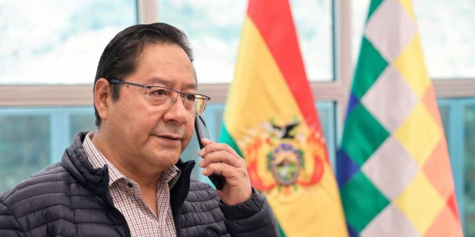 Luis Arce y el presidente ruso Vladímir Putin tratan temas de cooperación energética y comercio