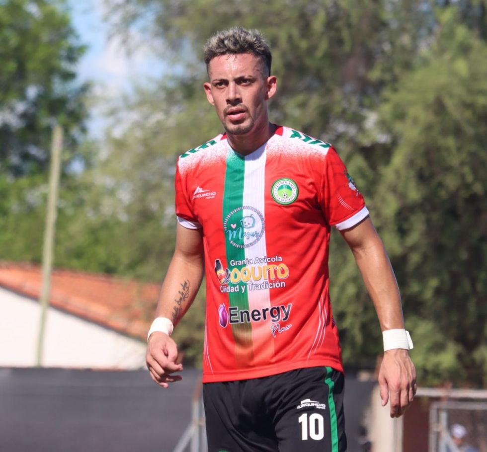 Así juega "Lucigol", el  ‘9’ que fichó  Atlético Ciclón (video)