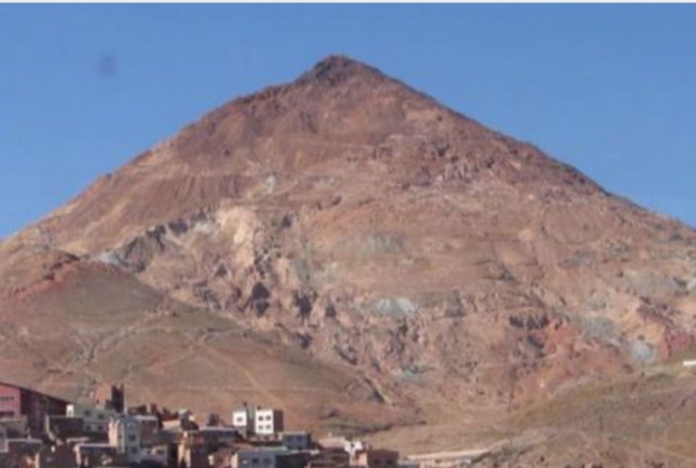 Un minero en Potosí muere mientras trabajaba al interior del Cerro Rico