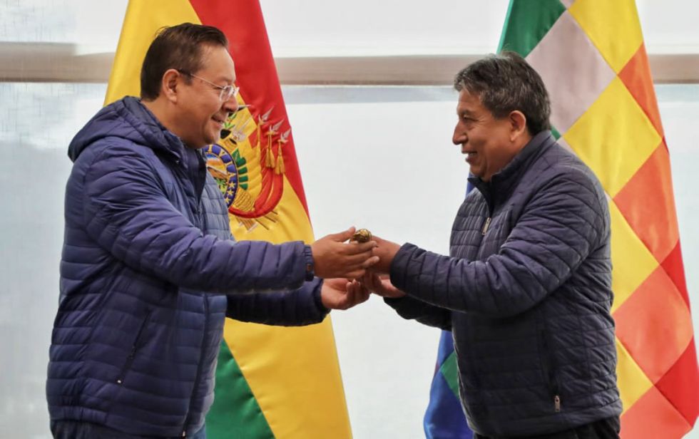 Presidente Arce viaja a Nueva York para conferencia de la ONU y deja el bastón de mando a Choquehuanca