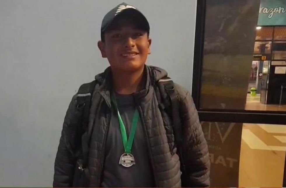 El tarijeño Mendívil gana el Nacional de Ciclismo en La Paz (Videos)