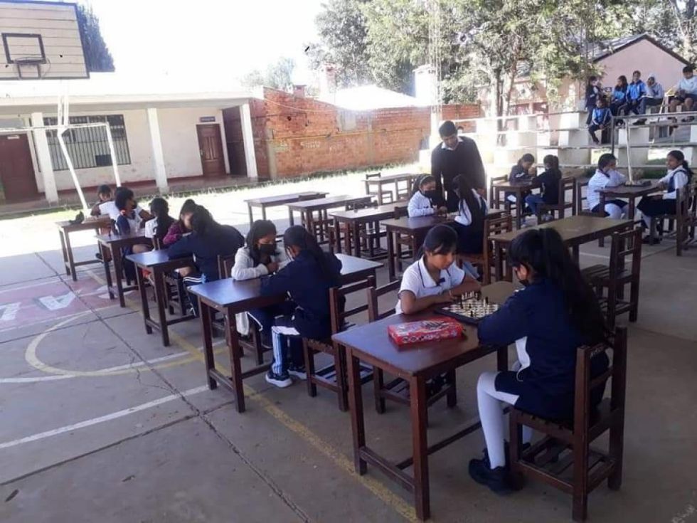 Tarija: Colectivo LGTBI respalda malla curricular, niegan versiones de activistas e iglesias