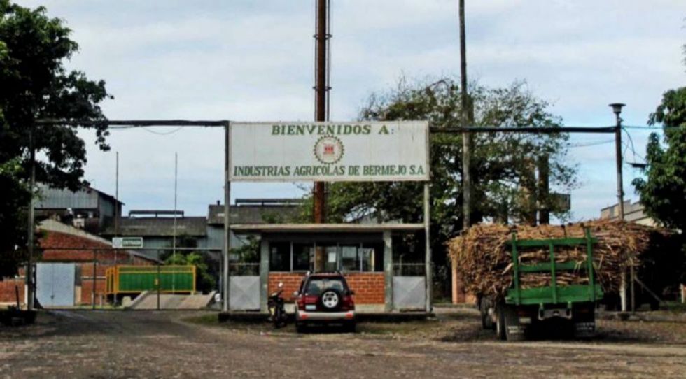 Tarija: El SIN remata una camioneta de IABSA valuada en Bs. 60mil