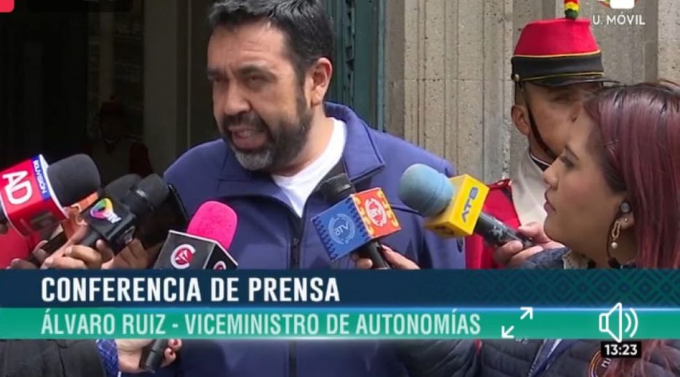 Viceministro Ruíz sugiere a Carlos Romero "ir al psicólogo"