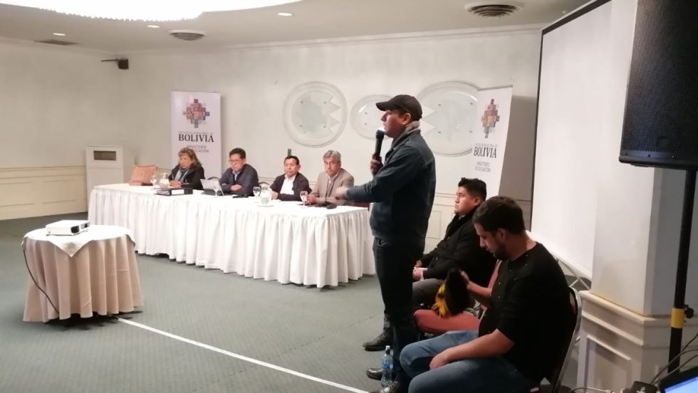 Gobierno entrega nueva propuesta a los maestros
