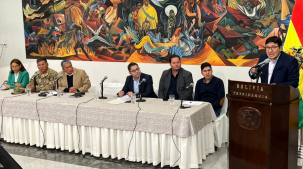 Plantean interpelación al ministro de Hidrocarburos