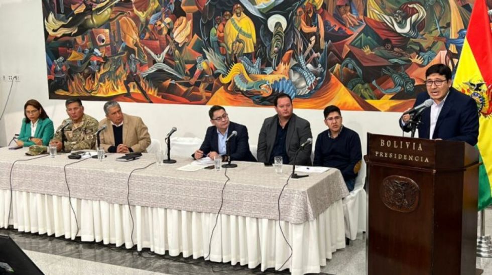 Desde el Gobierno reconocen fuga de combustibles