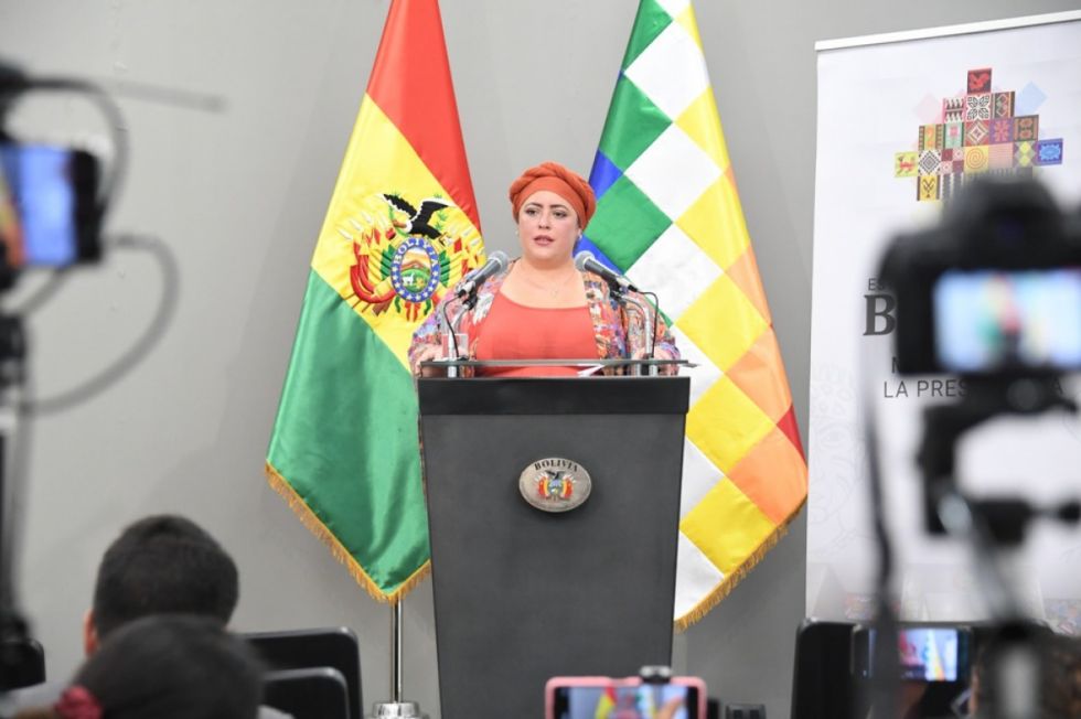 Prada busca retomar diálogo con el magisterio