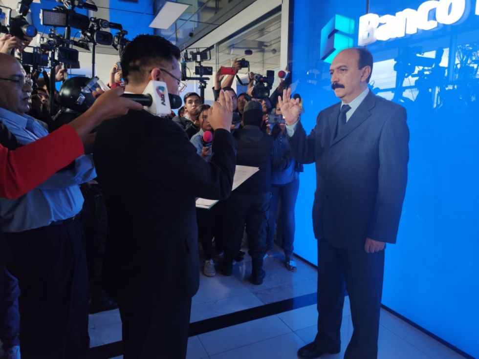 ASFI posesiona a Carlos Alberto Colodro López como interventor del Banco Fassil 
