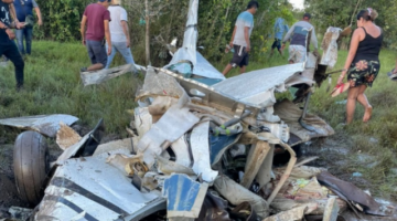 Mueren cinco personas tras caer avioneta en el Beni