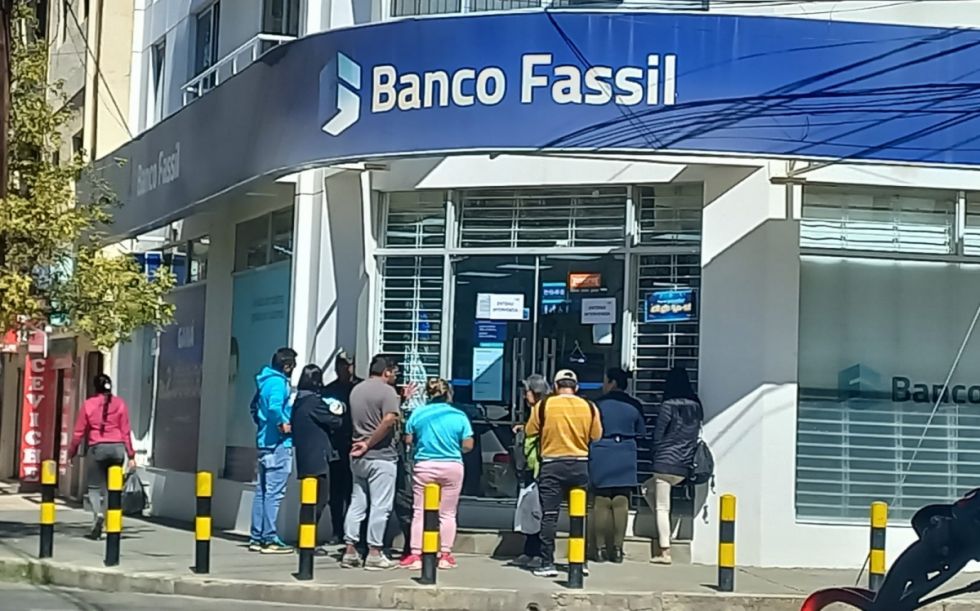 El Gobierno asegura devolución de ahorros a usuarios de Fassil