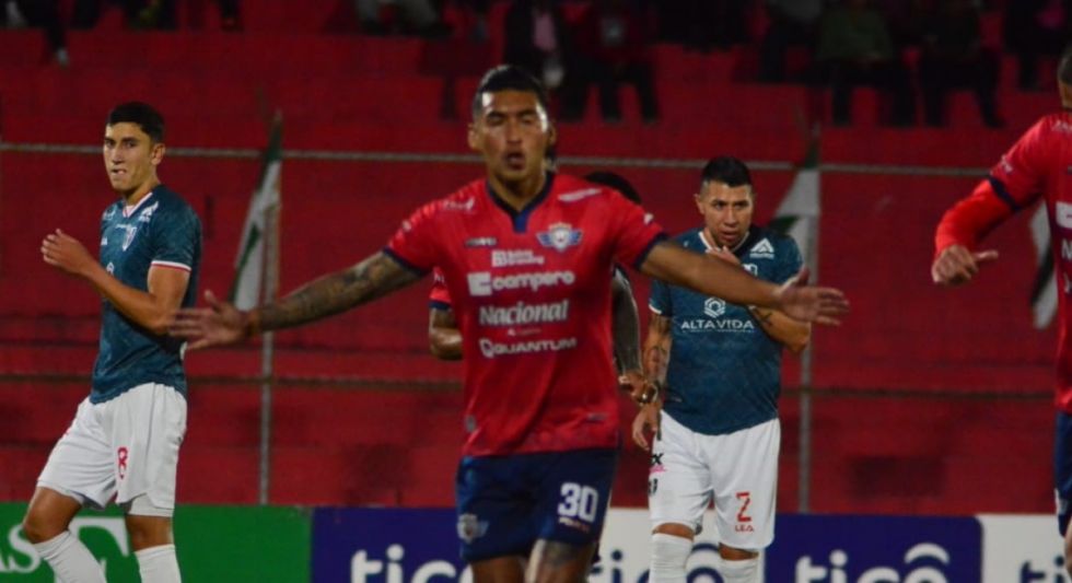 Todos los goles: Victoria 5-1 de Wilster sobre Tomayapo en Tarija