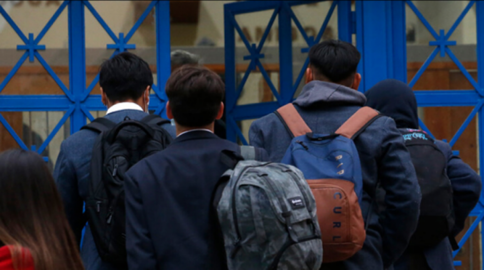 Habilitan dos líneas para denunciar a colegios privados que aumenten las pensiones